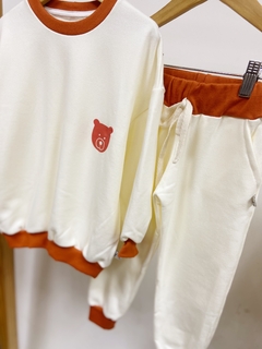 Pronta entrega - Conjunto moletom oversized + calça jogger retrô off detalhe telha estampa bear peluciado medio na internet