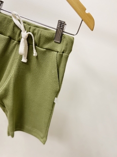 Pronta entrega - Bermuda jogger kids block oliva - loja online