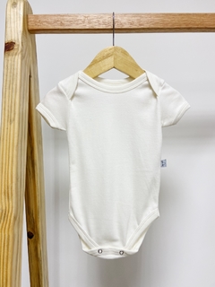 Pronta entrega - Body manga curta Liso basics Off - comprar online