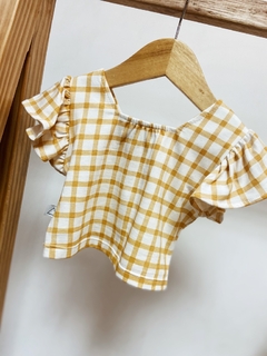 Pronta entrega - Conjunto cropped babado + shorts babado xadrez mostarda