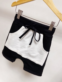 Pronta entrega - Bermuda Saruel kids moletinho preto bolso canguru off - loja online