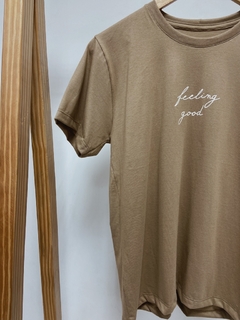 Pronta Entrega -Camiseta adulta manga curta avela FEELING GOOD - comprar online