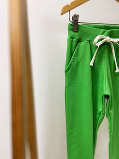 Pronta entrega - Calça jogger moletinho hortelã - comprar online