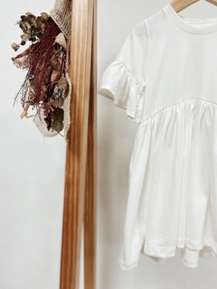 Pronta Entrega - Vestido Mullet kids manga curta com babado liso basics off na internet