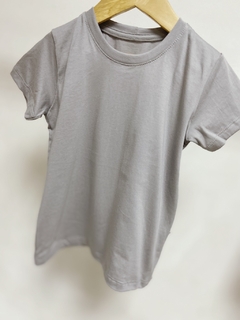 Pronta entrega - Camiseta manga curta kids na internet