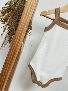 Pronta entrega - Body regata canelado retrô avelã - You Boy Kids