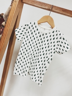 pronta entrega - Camiseta Kids Manga curta estampa off pinheirinhos verde - You Boy Kids