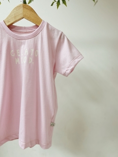 Pronta entrega - Camiseta manga curta GELATO MOOD. rosa claro