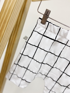 Pronta entrega - Bermuda Saruel grid com botões - You Boy Kids