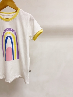 Pronta entrega - Camiseta kids manga curta off rainbow friso yellow