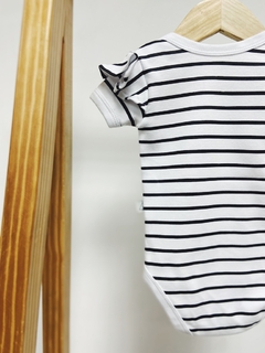 Pronta entrega - Body manga curta com babado estampado Listras - You Boy Kids