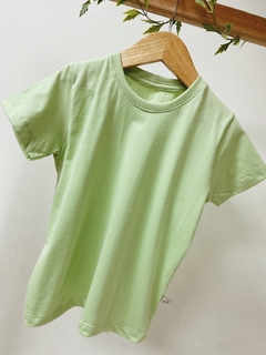 Imagem do Pronta entrega - Camiseta manga curta lisa verde fabula