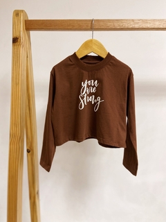 Pronta entrega - Cropped manga longa over marrom you are strong - comprar online