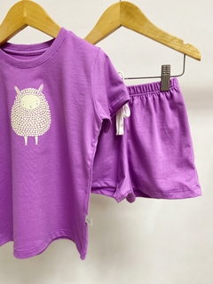 Pronta Entrega - Pijaminha curto grape ovelhinha brilha no escuro na internet