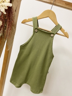 Imagem do Pronta entrega - Jardineira curta kids block oliva