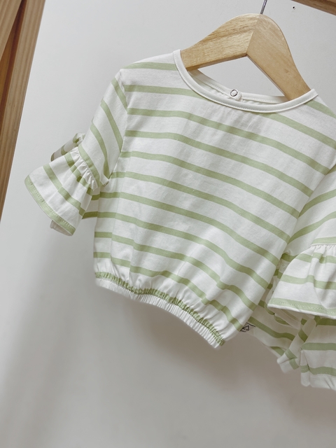 Pronta entrega - Cropped manga curta babado botão pérola listrado verde fábula