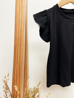 Pronta Entrega - Blusa babado preta com picueta off
