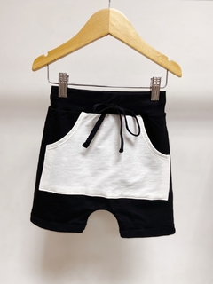 Pronta entrega - Bermuda Saruel kids moletinho preto bolso canguru off