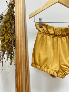 Shorts kids cintura alta Moletinho mostarda - comprar online