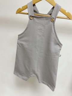 Pronta entrega - Jardineira kids curta na internet