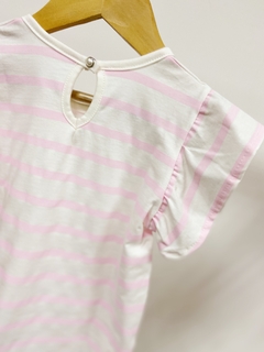 Pronta entrega - Blusa babado listrada rosa claro detalhe botao perola na internet