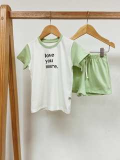 Pronta Entrega - Pijaminha curto verde fábula brilha no escuro - You Boy Kids