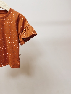 Pronta entrega - blusa manga curta com babado mini bolinhas - comprar online