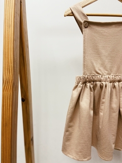 Imagem do Pronta entrega - Salopete kids botões em madeira natural moletinho