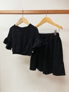 Pronta entrega - conjunto cropped + Saia midi kids babado na internet