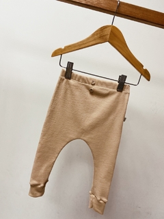 Pronta entrega - Calça baby harém botão Canelada com Botões doce de leite