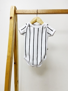 Pronta entrega - Body manga curta estampado listra retro