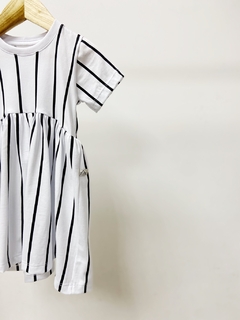 Pronta entrega - Vestido Mullet manga curta listra retro - loja online