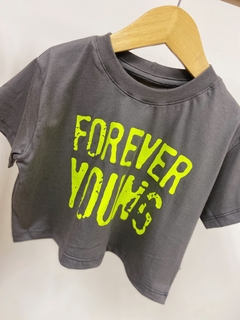 Pronta entrega - Cropped over forever young na internet