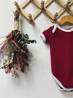 Pronta entrega - Body manga curta canelado - comprar online