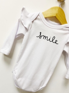 Pronta Entrega - Body manga longa Babado Smile branco - comprar online