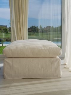 Sofá "Antibes" con Ottoman. en internet