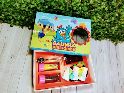 1 mini confeiteiro Galinha Pintadinha