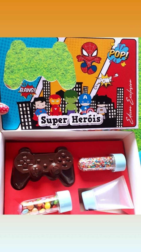 CAIXA MONTE SEU CONTROLE HEROIS