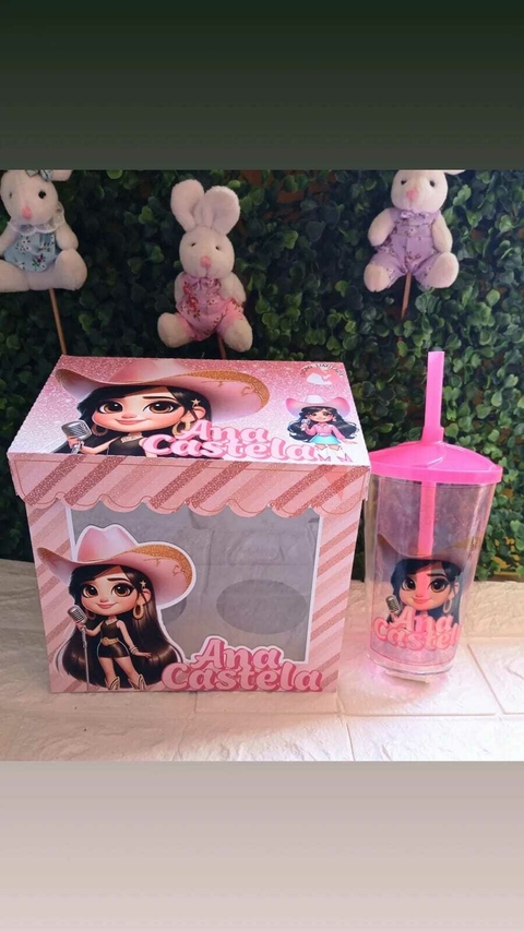 caixa copo Ana Castela