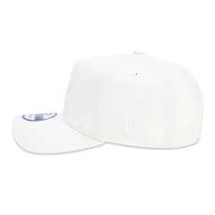 Boné New Era 9FORTY A-Frame MLB NY Yankees Off White - comprar online