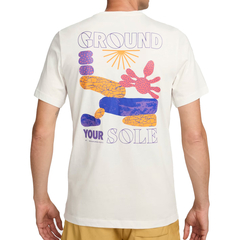 Camiseta Nike Sportswear Ground Your Sole Masculina