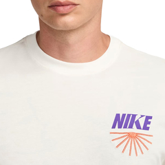 Camiseta Nike Sportswear Ground Your Sole Masculina - comprar online