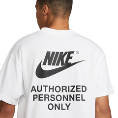 Camiseta Nike Sportswear Authorized Personnel Masculina - loja online