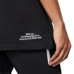 Camiseta Nike Sportswear Authorized Personnel Masculina na internet