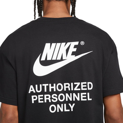 Camiseta Nike Sportswear Authorized Personnel Masculina - Phyton Shop