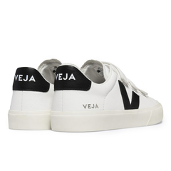 Tênis Veja Recife Logo ChromeFree Leather White/Black na internet