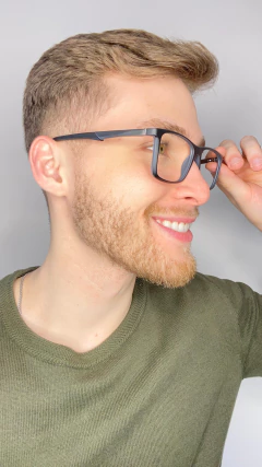 Armação Grau | Flávio - comprar online