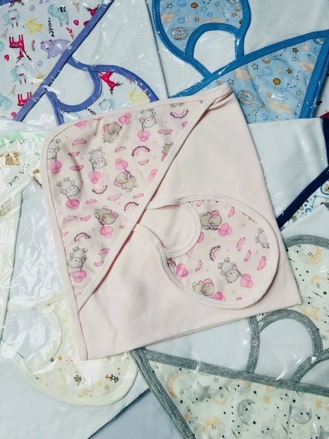 Mantita de algodón bebé con babero - comprar online