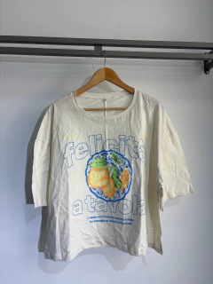 Remera mangas cortas algodón FELICITÁ (T. Aprox: L/XL) - Avellaneda Mayorista Rosario