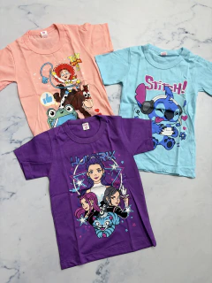 Remera de personaje niña promo - comprar online